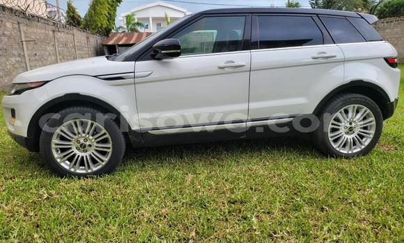 Acheter Occasion Voiture Land Rover Range Rover Evoque Blanc à Cotonou, Benin Acheter Occasion Voiture Land Rover Range Rover Evoque Blanc à Cotonou, Benin