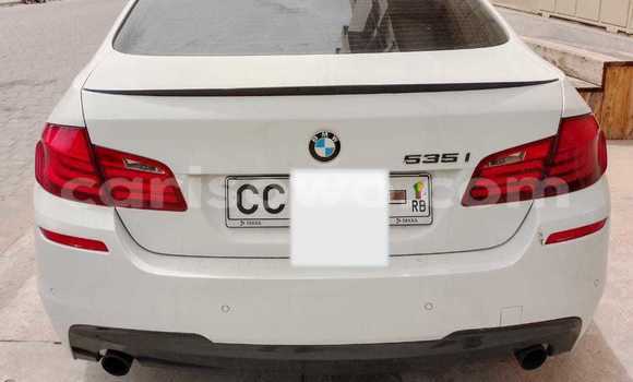 Acheter Occasion Voiture BMW 5–Series Blanc à Cotonou, Benin Acheter Occasion Voiture BMW 5–Series Blanc à Cotonou, Benin