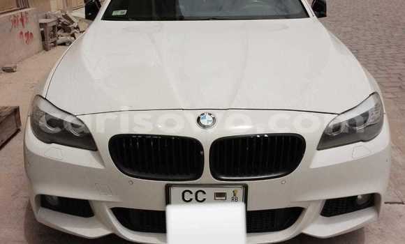 Sayi Na hannu BMW 5–Series White Mota in Cotonou a Benin Sayi Na hannu BMW 5–Series White Mota in Cotonou a Benin