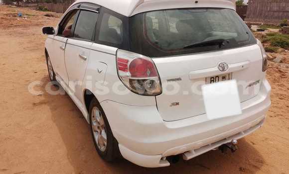 Sayi Na hannu Toyota Matrix White Mota in Cotonou a Benin Sayi Na hannu Toyota Matrix White Mota in Cotonou a Benin