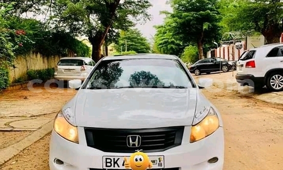 Sayi Na hannu Honda Accord White Mota in Abomey Calavi a Benin Sayi Na hannu Honda Accord White Mota in Abomey Calavi a Benin
