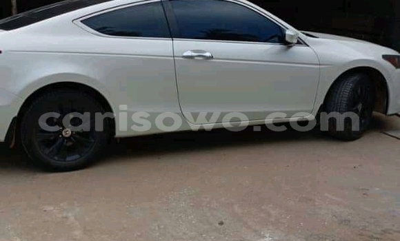 Sayi Na hannu Honda Accord White Mota in Cotonou a Benin Sayi Na hannu Honda Accord White Mota in Cotonou a Benin