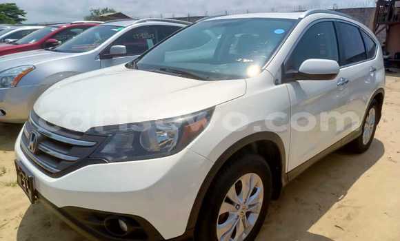 Acheter Occasion Voiture Honda CR–V Blanc à Cotonou, Benin Acheter Occasion Voiture Honda CR–V Blanc à Cotonou, Benin