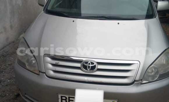 Acheter Occasion Voiture Toyota Avensis Verso Gris à Cotonou, Benin