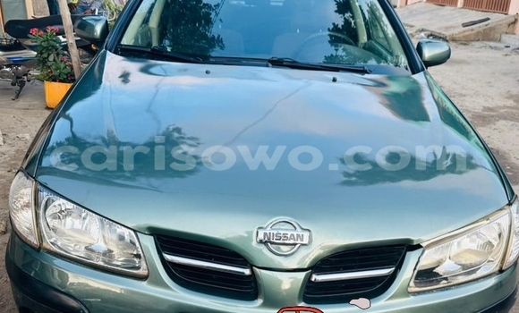 Sayi Na hannu Nissan Almera Green Mota in Cotonou a Benin Sayi Na hannu Nissan Almera Green Mota in Cotonou a Benin