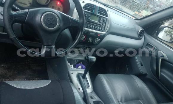 Ra Àlòkù Toyota RAV4 Silver Ọkọ̀ in Cotonou ni Benin Ra Àlòkù Toyota RAV4 Silver Ọkọ̀ in Cotonou ni Benin