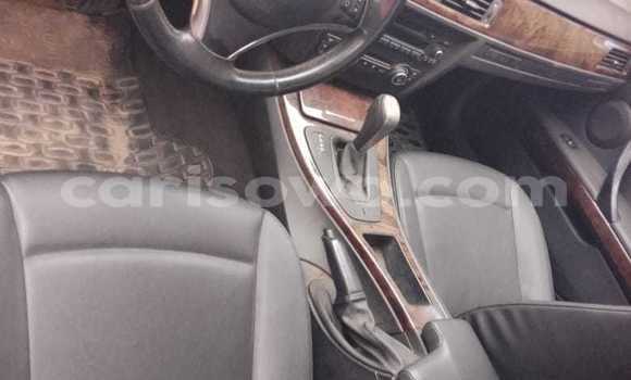 Sayi Na hannu BMW 327 White Mota in Cotonou a Benin Sayi Na hannu BMW 327 White Mota in Cotonou a Benin