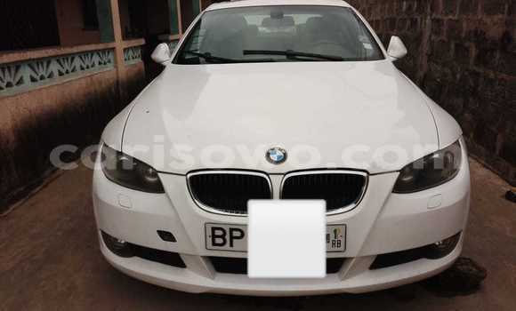 Sayi Na hannu BMW 327 White Mota in Cotonou a Benin Sayi Na hannu BMW 327 White Mota in Cotonou a Benin