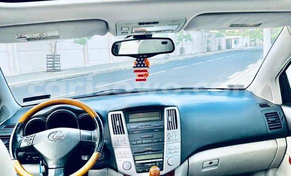 Sayi Na hannu Lexus RX 330 Black Mota in Cotonou a Benin Sayi Na hannu Lexus RX 330 Black Mota in Cotonou a Benin