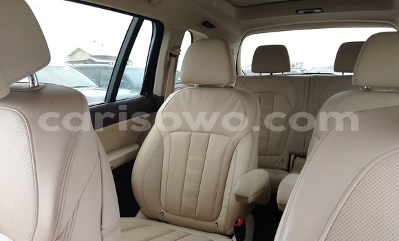 Ra Àlòkù BMW X7 Black Ọkọ̀ in Cotonou ni Benin Ra Àlòkù BMW X7 Black Ọkọ̀ in Cotonou ni Benin