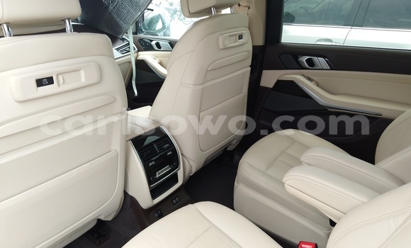 Ra Àlòkù BMW X7 Black Ọkọ̀ in Cotonou ni Benin Ra Àlòkù BMW X7 Black Ọkọ̀ in Cotonou ni Benin