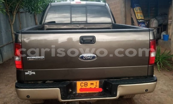 Acheter Occasion Voiture Ford F–150 Rouge à Cotonou, Benin Acheter Occasion Voiture Ford F–150 Rouge à Cotonou, Benin