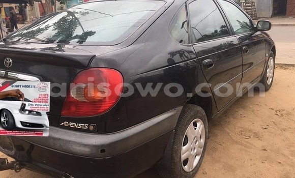 Ra Àlòkù Toyota Avensis Black Ọkọ̀ in Cotonou ni Benin Ra Àlòkù Toyota Avensis Black Ọkọ̀ in Cotonou ni Benin