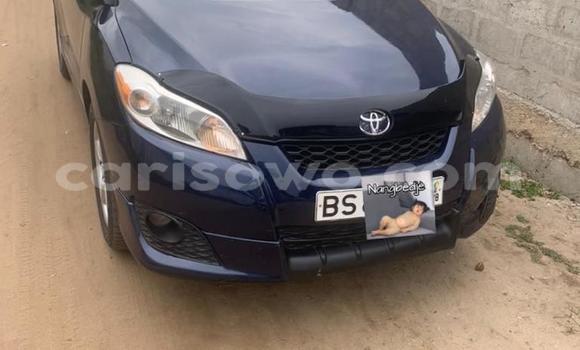 Ra Àlòkù Toyota Matrix Blue Ọkọ̀ in Abomey Calavi ni Benin