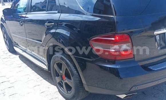 Sayi Na hannu Mercedes-Benz ML–Class Sauran Mota in Abomey Calavi a Benin Sayi Na hannu Mercedes-Benz ML–Class Sauran Mota in Abomey Calavi a Benin