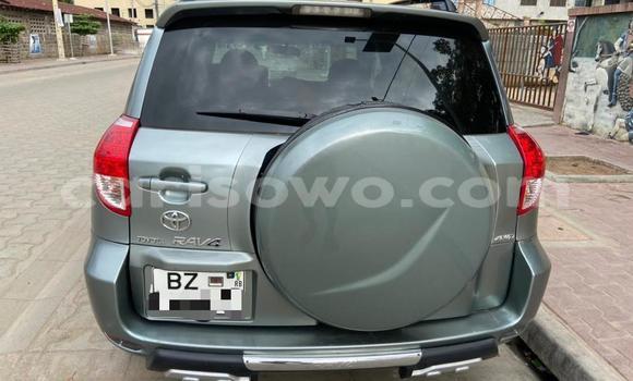 Ra Àlòkù Toyota RAV4 Silver Ọkọ̀ in Abomey Calavi ni Benin