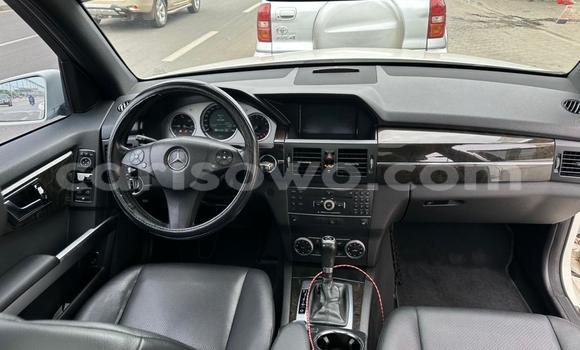 Sayi Na hannu Mercedes-Benz GLK–Class White Mota in Cotonou a Benin Sayi Na hannu Mercedes-Benz GLK–Class White Mota in Cotonou a Benin