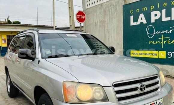 Sayi Na hannu Toyota Highlander Sauran Mota in Cotonou a Benin Sayi Na hannu Toyota Highlander Sauran Mota in Cotonou a Benin