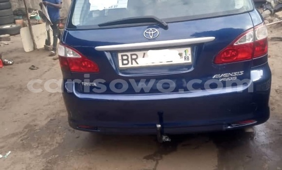 Acheter Occasion Voiture Toyota Avensis Verso Gris à Cotonou, Benin