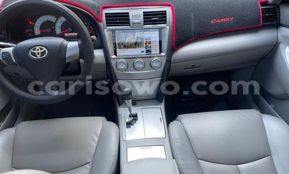 Ra Àlòkù Toyota Camry Black Ọkọ̀ in Abomey Calavi ni Benin