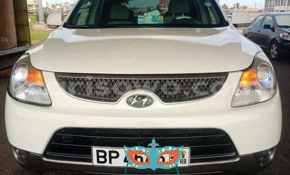Sayi Na hannu Hyundai Veracruz White Mota in Cotonou a Benin