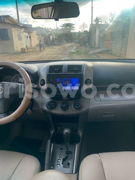 Big with watermark toyota rav4 benin cotonou 17122