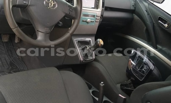 Acheter Occasion Voiture Toyota Corolla Verso Noir à Cotonou, Benin Acheter Occasion Voiture Toyota Corolla Verso Noir à Cotonou, Benin
