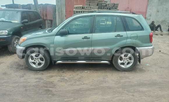 Sayi Na hannu Toyota RAV4 Green Mota in Cotonou a Benin Sayi Na hannu Toyota RAV4 Green Mota in Cotonou a Benin