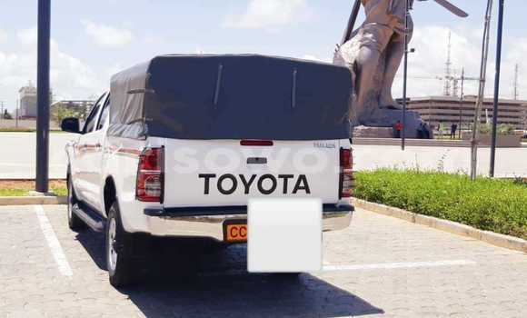 Acheter Occasion Voiture Toyota Hilux Blanc à Cotonou, Benin Acheter Occasion Voiture Toyota Hilux Blanc à Cotonou, Benin