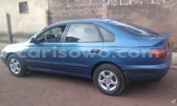 Sayi Na hannu Toyota Carina Blue Mota in Parakou a Benin Sayi Na hannu Toyota Carina Blue Mota in Parakou a Benin