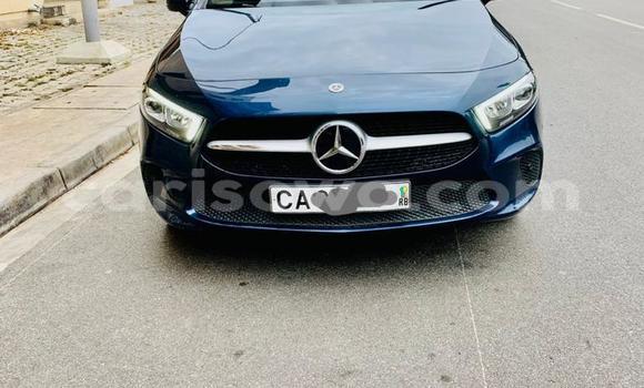 Acheter Occasion Voiture Mercedes-Benz A200 Bleu à Cotonou, Benin
