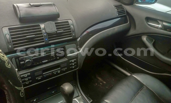 Ra Àlòkù BMW 3–Series Silver Ọkọ̀ in Cotonou ni Benin Ra Àlòkù BMW 3–Series Silver Ọkọ̀ in Cotonou ni Benin
