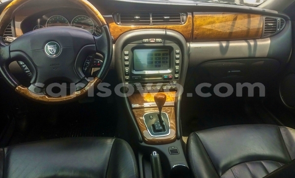 Sayi Na hannu Jaguar X–Type Azurfa Mota in Cotonou a Benin Sayi Na hannu Jaguar X–Type Azurfa Mota in Cotonou a Benin
