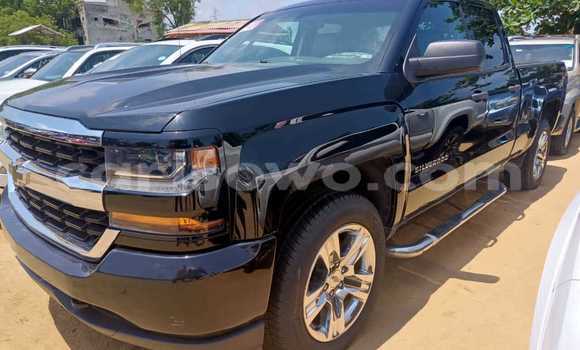 Buy Used Chevrolet Silverado Black Car in Cotonou in Benign