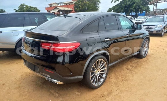 Acheter Occasion Voiture Mercedes-Benz GLE Noir à Cotonou, Benin Acheter Occasion Voiture Mercedes-Benz GLE Noir à Cotonou, Benin