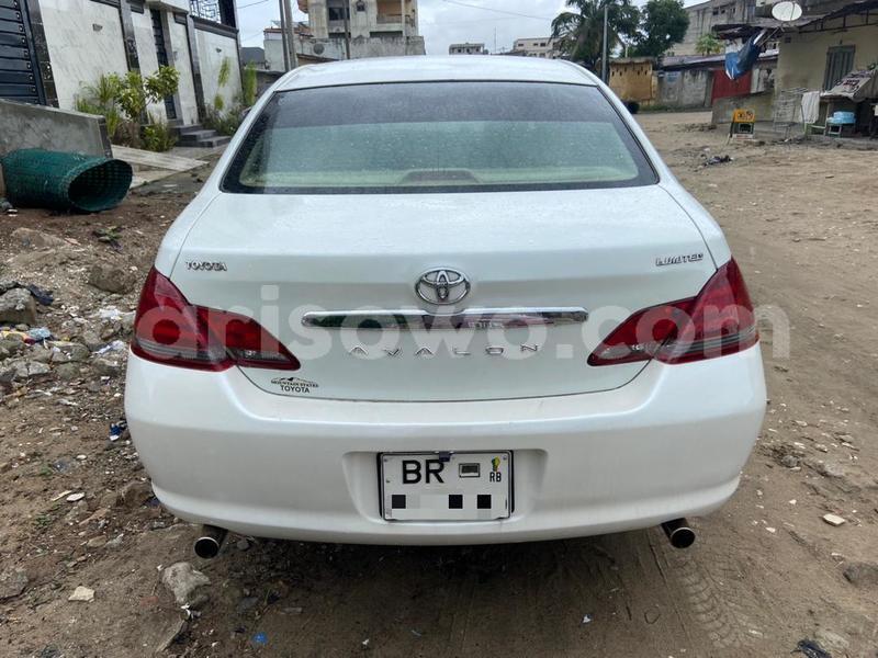 Big with watermark toyota avalon benin cotonou 17173