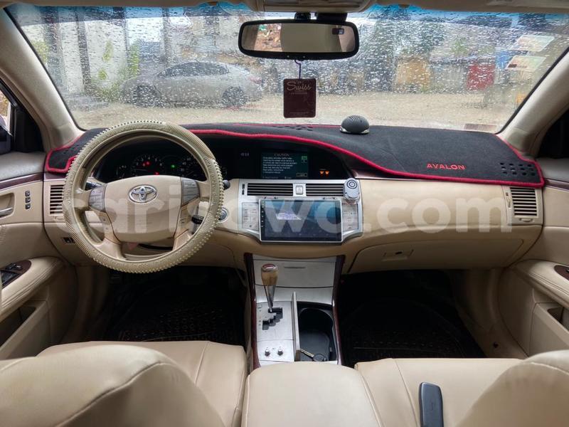 Big with watermark toyota avalon benin cotonou 17173