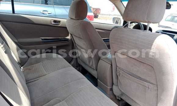 Ra Àlòkù Toyota Camry funfun Ọkọ̀ in Cotonou ni Benin Ra Àlòkù Toyota Camry funfun Ọkọ̀ in Cotonou ni Benin