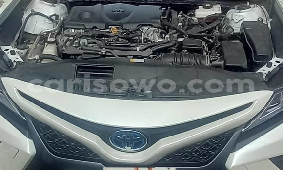 Sayi Na hannu Toyota Camry White Mota in Cotonou a Benin Sayi Na hannu Toyota Camry White Mota in Cotonou a Benin