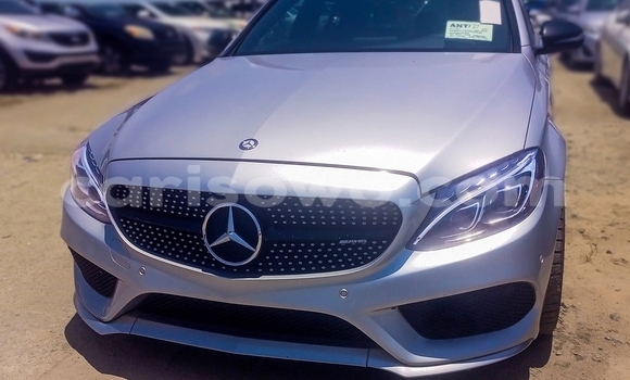 Acheter Occasion Voiture Mercedes-Benz C-klasse AMG Gris à Cotonou, Benin Acheter Occasion Voiture Mercedes-Benz C-klasse AMG Gris à Cotonou, Benin