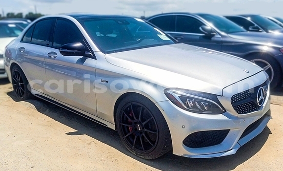 Acheter Occasion Voiture Mercedes-Benz C-klasse AMG Gris à Cotonou, Benin Acheter Occasion Voiture Mercedes-Benz C-klasse AMG Gris à Cotonou, Benin