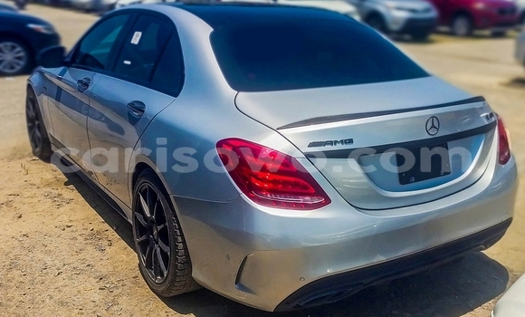 Acheter Occasion Voiture Mercedes-Benz C-klasse AMG Gris à Cotonou, Benin Acheter Occasion Voiture Mercedes-Benz C-klasse AMG Gris à Cotonou, Benin
