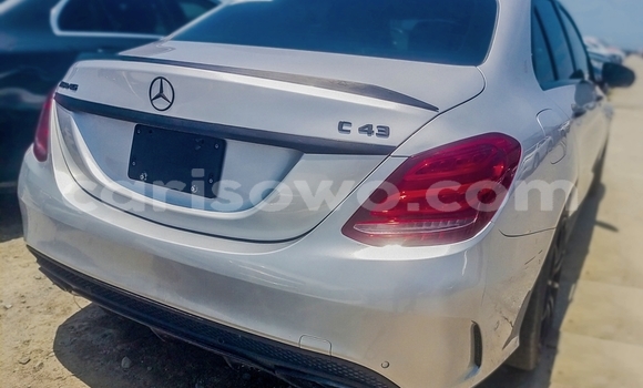 Acheter Occasion Voiture Mercedes-Benz C-klasse AMG Gris à Cotonou, Benin Acheter Occasion Voiture Mercedes-Benz C-klasse AMG Gris à Cotonou, Benin