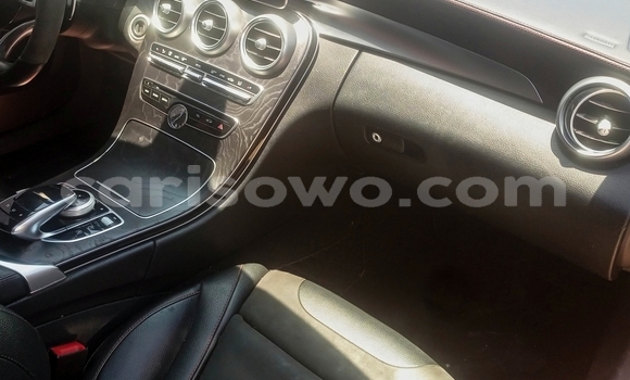 Acheter Occasion Voiture Mercedes-Benz C-klasse AMG Rouge à Cotonou, Benin Acheter Occasion Voiture Mercedes-Benz C-klasse AMG Rouge à Cotonou, Benin