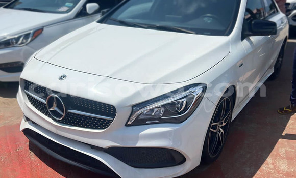 Sayi Na hannu Mercedes-Benz CL-klasse AMG White Mota in Cotonou a Benin Sayi Na hannu Mercedes-Benz CL-klasse AMG White Mota in Cotonou a Benin