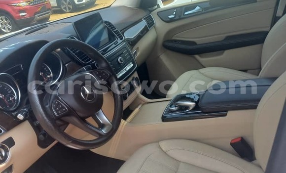 Ra Àlòkù Mercedes-Benz GLE funfun Ọkọ̀ in Cotonou ni Benin Ra Àlòkù Mercedes-Benz GLE funfun Ọkọ̀ in Cotonou ni Benin