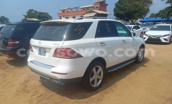 Ra Àlòkù Mercedes-Benz GLE funfun Ọkọ̀ in Cotonou ni Benin Ra Àlòkù Mercedes-Benz GLE funfun Ọkọ̀ in Cotonou ni Benin