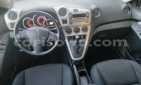 Sayi Na hannu Pontiac Vibe Azurfa Mota in Cotonou a Benin Sayi Na hannu Pontiac Vibe Azurfa Mota in Cotonou a Benin