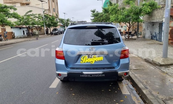 Ra Àlòkù Toyota Highlander Blue Ọkọ̀ in Cotonou ni Benin Ra Àlòkù Toyota Highlander Blue Ọkọ̀ in Cotonou ni Benin