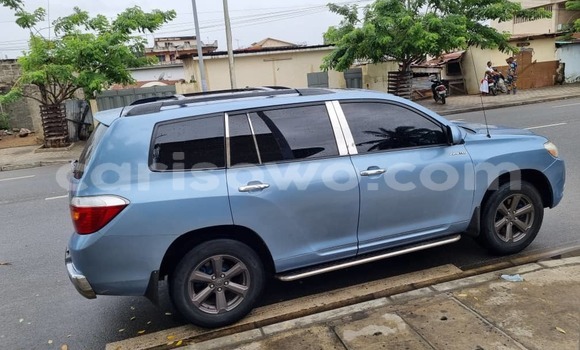 Ra Àlòkù Toyota Highlander Blue Ọkọ̀ in Cotonou ni Benin Ra Àlòkù Toyota Highlander Blue Ọkọ̀ in Cotonou ni Benin